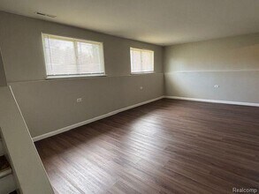 26150 Carlysle St in Inkster, MI - Building Photo - Building Photo