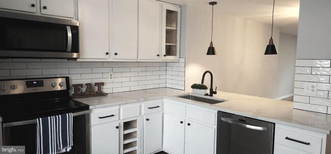 property at 9427 Candleberry Ct