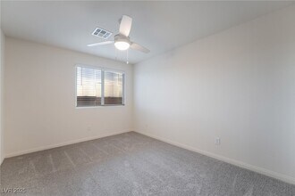 6858 Truffle Gray St in Las Vegas, NV - Building Photo - Building Photo
