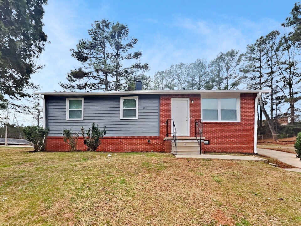 406 Blair Villa Dr SE in Atlanta, GA - Foto de edificio