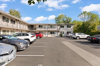 311 7th St in Davis, CA - Building Photo - Building Photo