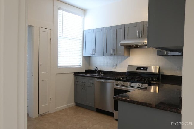 598 12th Ave in San Francisco, CA - Building Photo - Building Photo