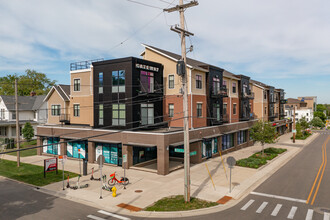 The Gateway at Belknap in Grand Rapids, MI - Building Photo - Building Photo