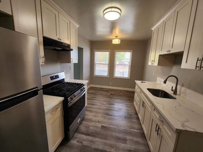 2790 26th Ave in Sacramento, CA - Building Photo - Building Photo