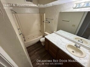 14407 N Pennsylvania Ave in Oklahoma City, OK - Building Photo - Building Photo