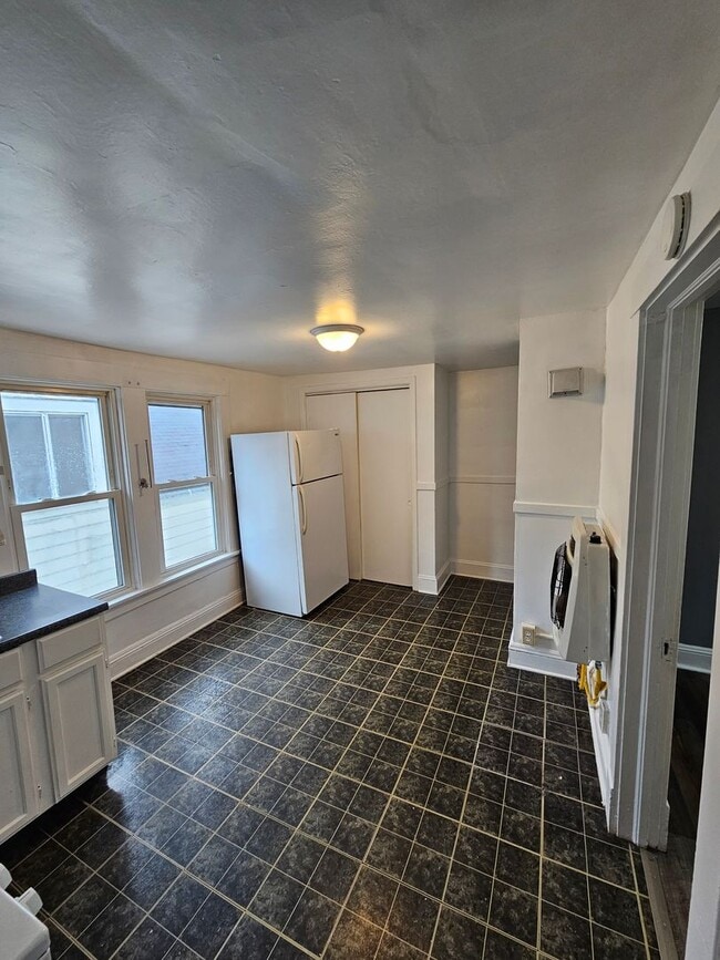 3664 W 48th St in Cleveland, OH - Building Photo - Building Photo