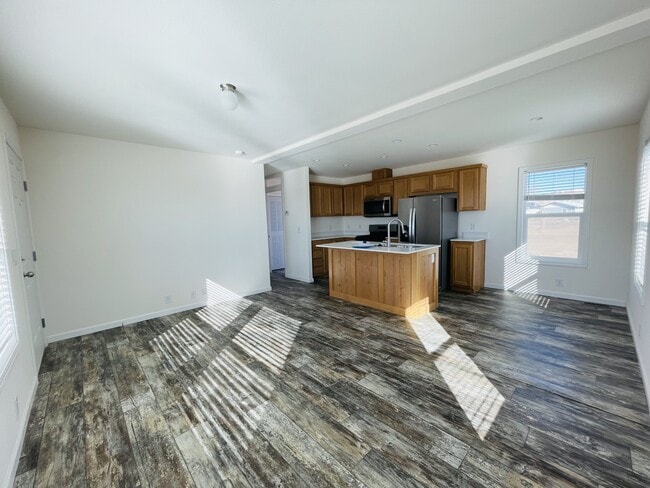 889 Paiute Dr in Fallon, NV - Building Photo - Building Photo