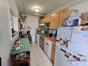 1619 Commonwealth Ave, Unit BIG ONE BED in Boston, MA - Building Photo - Building Photo