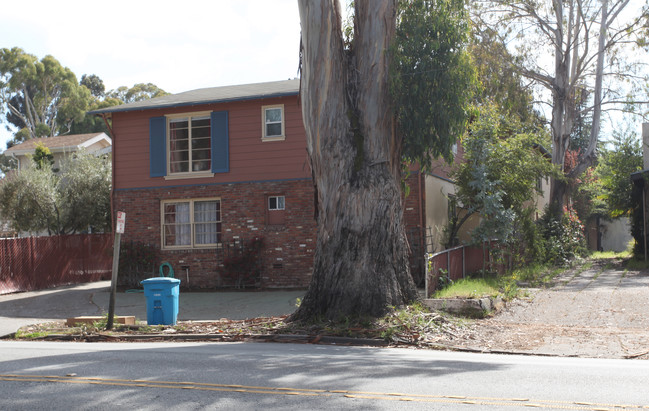 1317 El Camino Real in Burlingame, CA - Building Photo - Building Photo