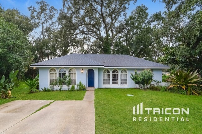 property at 4921 Simmons Rd