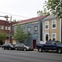 300 N Patrick St in Alexandria, VA - Building Photo