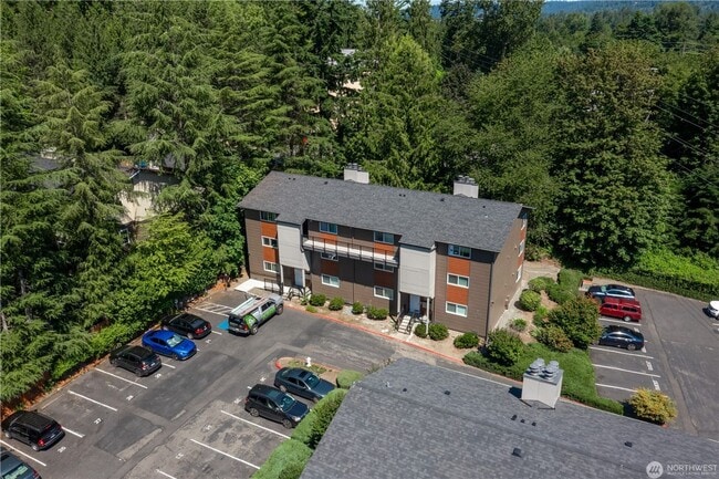 230 SW Clark St in Issaquah, WA - Building Photo - Building Photo