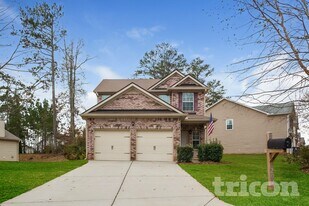 202 Stephens Mill Dr in Dallas, GA - Building Photo