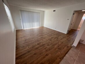 1035 W 20th St in Los Angeles, CA - Building Photo - Building Photo