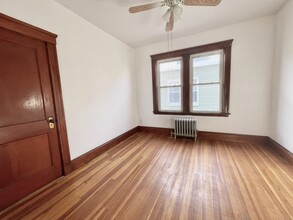 470 Western Ave, Unit #2 in Boston, MA - Building Photo - Building Photo