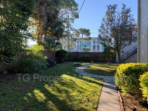 211 9th St in Jacksonville Beach, FL - Building Photo - Building Photo