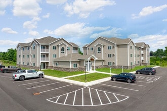 Georgian Court Apartments in Liverpool, NY - Building Photo - Building Photo