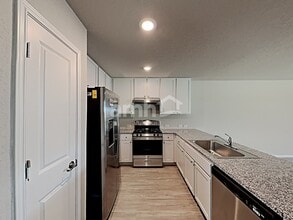 4418 Meadowland Pl in San Antonio, TX - Building Photo - Building Photo