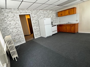 281-283-283 Main St in Hudson Falls, NY - Foto de edificio - Building Photo