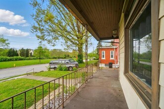 1840 Brewster Ave in Cincinnati, OH - Foto de edificio - Building Photo