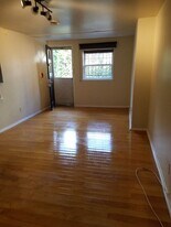 931 Spruce St in Philadelphia, PA - Building Photo