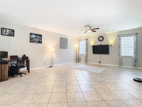 28442 Tranquil Lake Cir in Zephyrhills, FL - Building Photo - Building Photo
