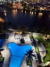 19390 Collins Ave in Sunny Isles Beach, FL - Foto de edificio - Building Photo