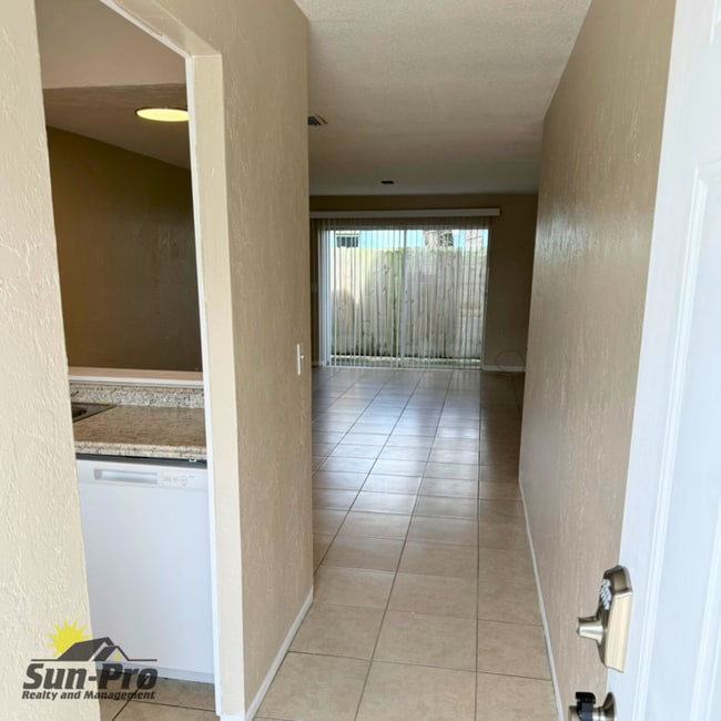 410 Butler Blvd in Daytona Beach, FL - Building Photo - Building Photo