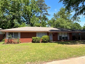 17 Lynda Ave in Texarkana, TX - Building Photo - Building Photo