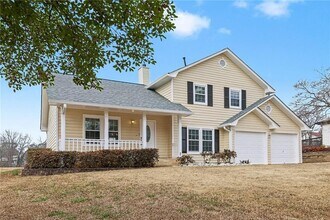 2752 Inverloch Cir in Duluth, GA - Building Photo - Building Photo