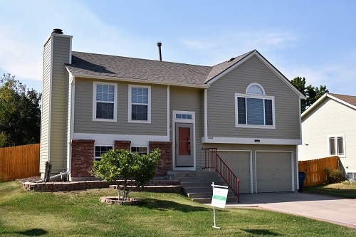 property at 6283 Yank Ct