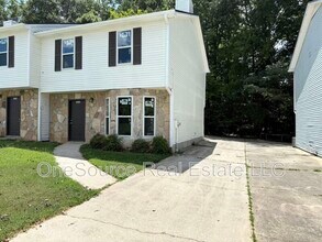 3626 N Hopkins Ct in Powder Springs, GA - Building Photo - Building Photo