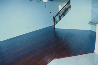 7907 Hampton Lake Dr in Tampa, FL - Building Photo - Building Photo
