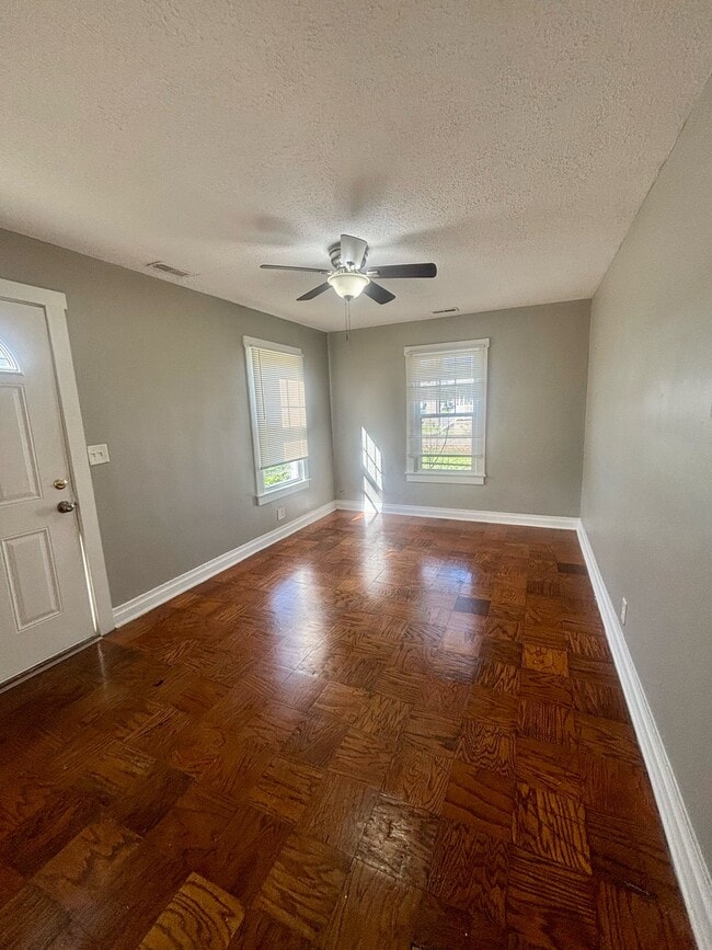 615 Dresden Ave in Louisville, KY - Building Photo - Building Photo