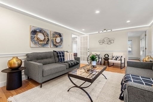 20 Colborne Rd, Unit 2 in Boston, MA - Foto de edificio - Building Photo