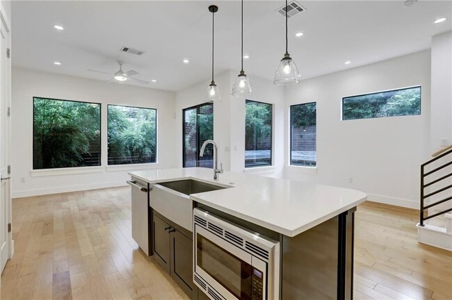 2711 S 5th St in Austin, TX - Building Photo - Building Photo