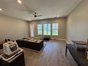 109 Mokulua Ln in Bastrop, TX - Building Photo - Building Photo