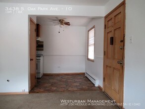 3438 S Oak Park Ave-Unit -10 in Berwyn, IL - Building Photo - Building Photo