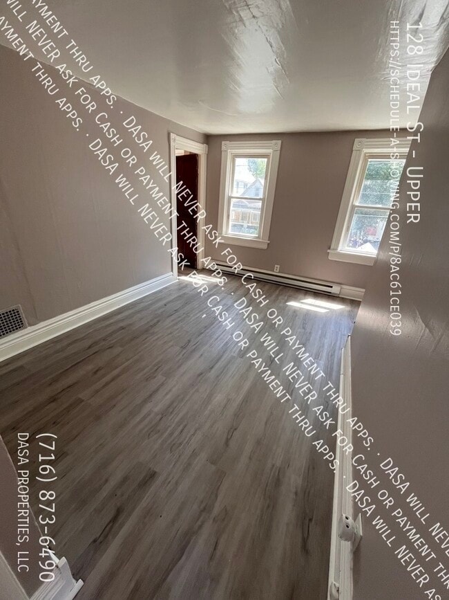128 Ideal St in Buffalo, NY - Building Photo - Building Photo
