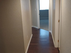 875 E 78th Ave, Unit 4 in Denver, CO - Foto de edificio - Building Photo