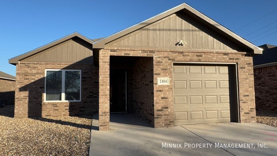 2404 N Avenue P in Lubbock, TX - Building Photo