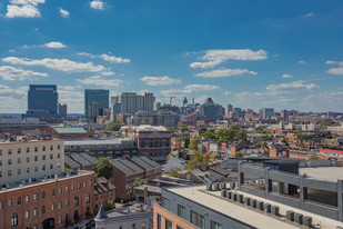 The Crescent at Fells Point Apartments