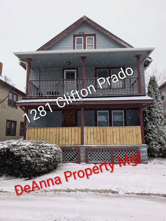 1281 Clifton Prado in Lakewood, OH - Building Photo
