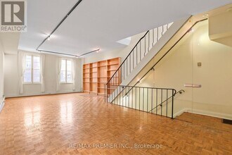 394 King St E in Toronto, ON - Building Photo - Building Photo