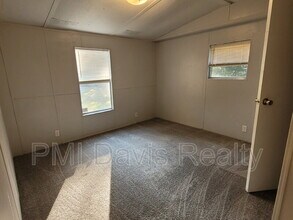 4674 Mayflower St in Middleburg, FL - Building Photo - Building Photo