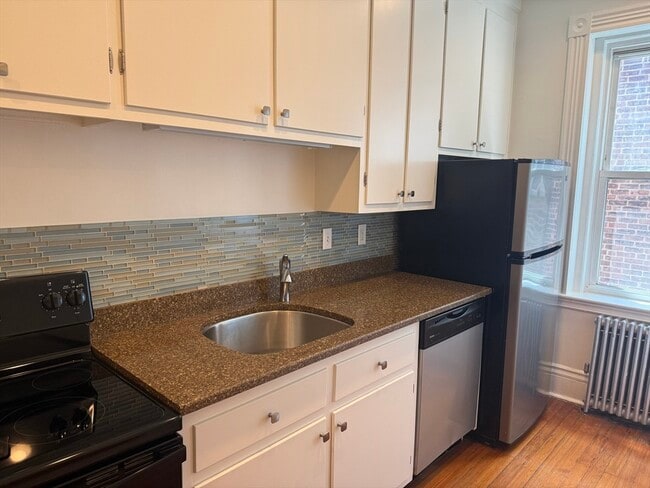 23 Parkman St, Unit 2