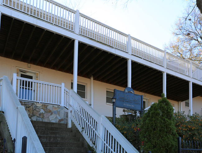 Hillside Villas in Atlanta, GA - Building Photo - Building Photo