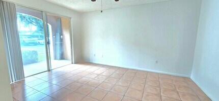 1000 Scotia Dr in Hypoluxo, FL - Building Photo - Building Photo