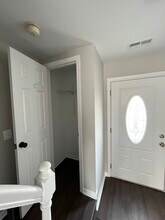 6527 Old Carriage Ln in Alexandria, VA - Building Photo - Building Photo