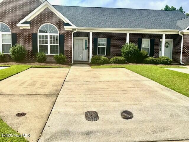 property at 130 Oak Towne Dr